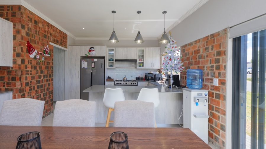 4 Bedroom Property for Sale in Agulhas Western Cape